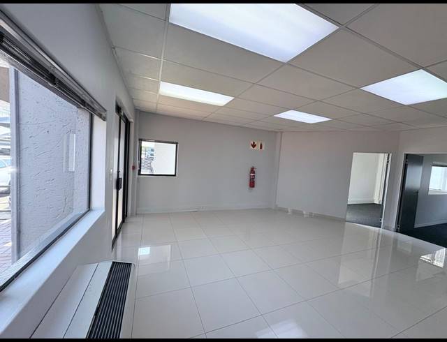 199M² OFFICE TO LET IN KYALAMI